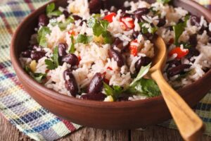 Read more about the article Cuban-Style Black Beans and Rice